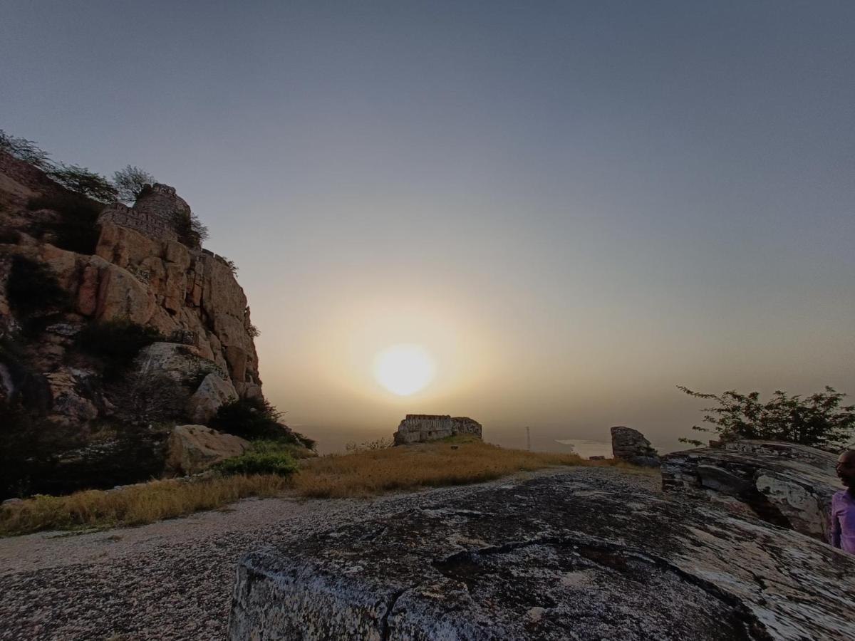 Dream Hampi Villa & Home Stay المظهر الخارجي الصورة
